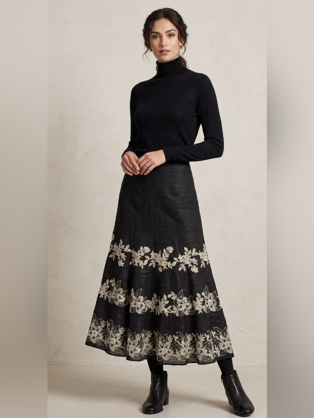 Carlisle Black 100% Linen Embroidered Floral Midi Skirt - Size 2